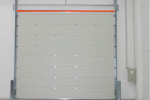 درب چند بخشی (تکه تکه ) | درز بندی بی منفذ  | بیرونی ( خارج محیط ) | صنعتی 