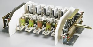 سوییچ قطع کننده خودکار | مستقیم | بدون فیوز 