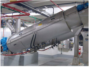 پرس پیچی برای آبزدایی لجن