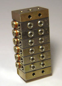 شیر پیستونی | تخلیه | روغنکاری | مقسم جریان