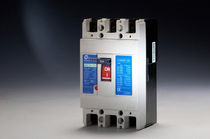 مدار شکن با بدنۀ پرسی | هیدرولیکی مغناطیسی | تک قطبی | با مقیاس های مختلف 