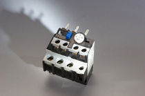 رلۀ الکترومکانیکی | اضافه بار | حفاظت | نصب شوندۀ سطحی